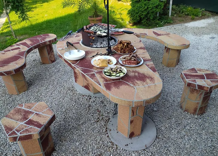 公寓 Norbert Vendeghaz 巴拉顿扎佐